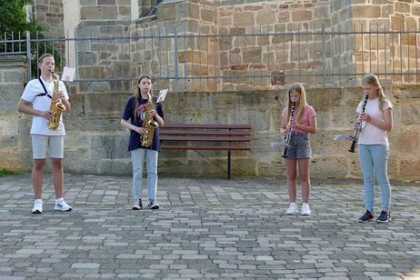 Traditionelles Kirchturmblasen der Naumburger Stadtkapelle mit ihrem Jugendorchester